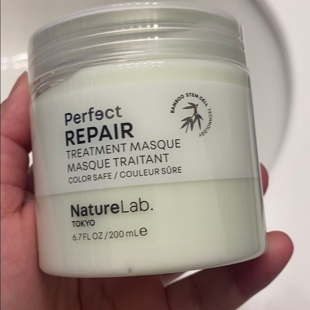 NATURELAB PERFECT REPAIR HAIR TREATMENT MASQUE